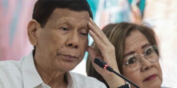 Internationaal Strafhof beschuldigt Duterte van misdaden tegen de menselijkheid