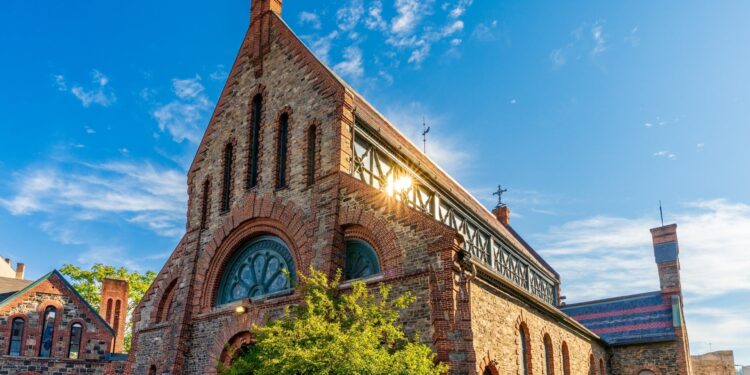 Jonge mannen steeds religieuzer: onthullingen uit Amerikaans onderzoek