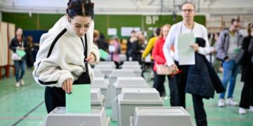 Grote opkomst bij Hongaarse verkiezingen, ruim 54% stemt rond middaguur