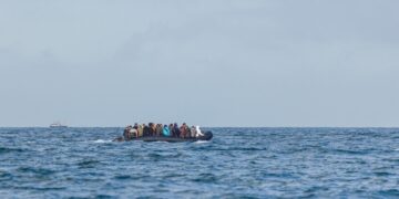 Twee immigranten dood, 100 gered uit Engels Kanaal