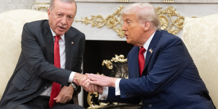 Erdogan en Trump bespreken wapenstilstand met Iran en Midden-Oosten ontwikkelingen