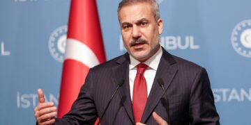 Turkije overweegt deelname aan ontmijnen Straat van Hormuz