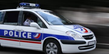 Vader hield 9-jarige zoon ruim een jaar gevangen in busje in Frankrijk