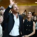 Harry en Meghan: gemengde ontvangst, protesten en dure wellnessretraite