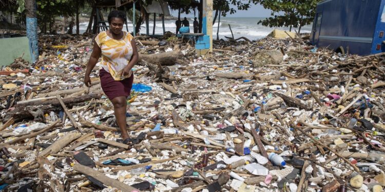 Dodelijke overstromingen treffen Hispaniola: 16 doden gevallen