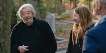 Maarten van Rossem: ‘Moeder speldde luier aan baby door buikwand.’