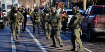 ICE bevriest Amerikanen die wapens kopen en trainen vanwege angst