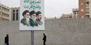 Iran verwerpt staakt-het-vuren en stelt tien voorwaarden voor einde oorlog