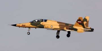 Zeldzame aanval op Amerikaanse basis in Koeweit door Iraanse F-5-jager