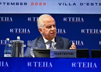 Privéleven minister Piandendozzi zorgt voor politieke vragen