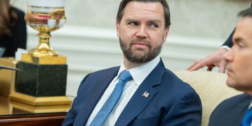 JD Vance steunt Orbán voor verkiezingen in Hongarije