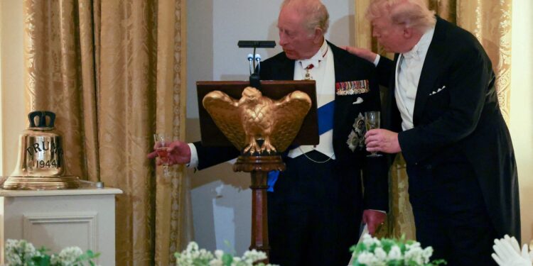 Koning Charles eens met geen kernwapens voor Iran