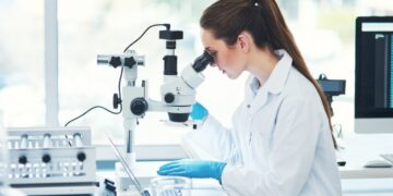 Vroege blootstelling aan chemicaliën verhoogt risico op leukemie bij kinderen