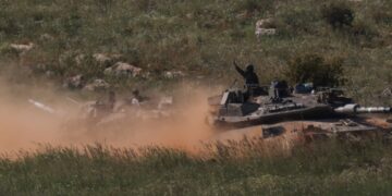 Netanyahu beveelt aanvallen op Hezbollah aan