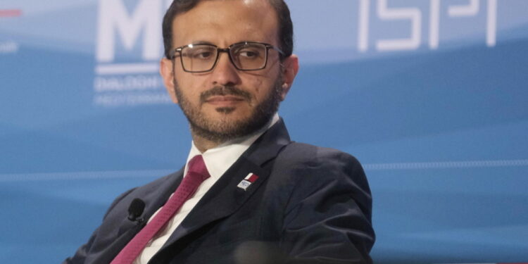 Qatar werkt aan oplossing Straat van Hormuz-crisis in Islamabad