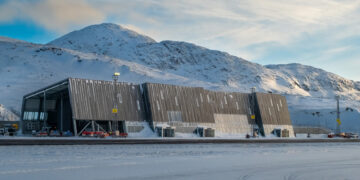 Luchthaven Groenland geëvacueerd vanwege bomdreiging, verdachte gearresteerd