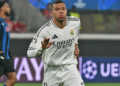 Mbappé kiest de uitverkorene voor Real Madrid’s bank – De actie die vonken deed overslaan
