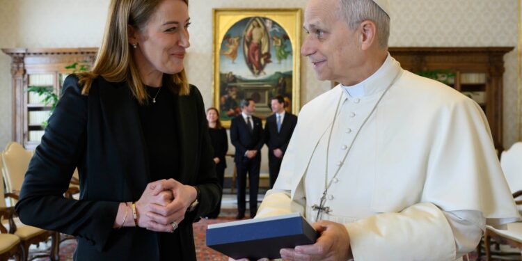 Het symbool van morele moed: Paus Leo spreekt voor Europees Parlement