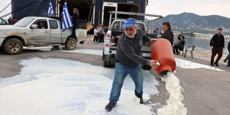 Nieuwe mobilisatie: regering praat over ons zonder ons