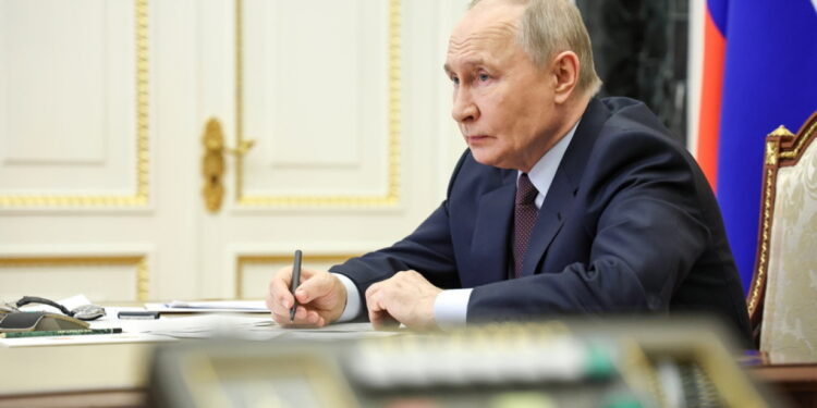 Russisch volk verenigd in reactie op aanvallen, volgens Poetin