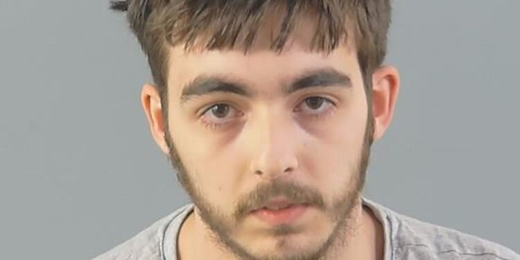 Moeder geschokt nadat dochter van 14 gemanipuleerd werd op Roblox