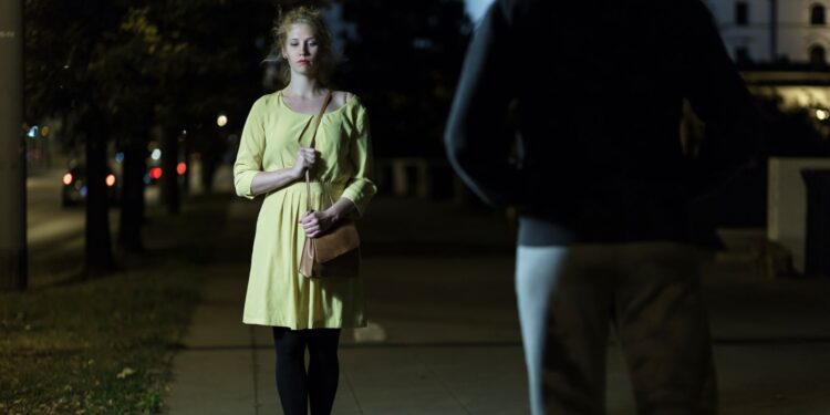 Politie krijgt meer bevoegdheden tegen openbare seksuele intimidatie.