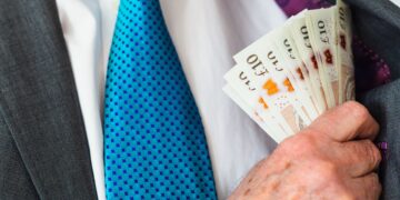 Salaris topambtenaren boven dat van premier: wie verdient het meest?