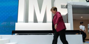 Economische vooruitzichten Verenigd Koninkrijk sterk verslechterd in vergelijking met andere economieën.