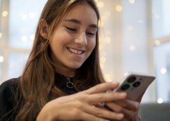 Parlement in Turkije neemt verbod op sociale media onder 15 jaar aan