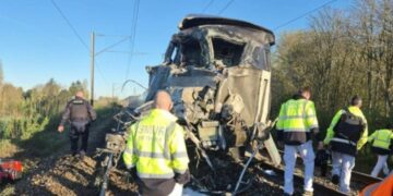 Dodelijk treinongeluk in Frankrijk: chauffeur dood, 27 gewonden