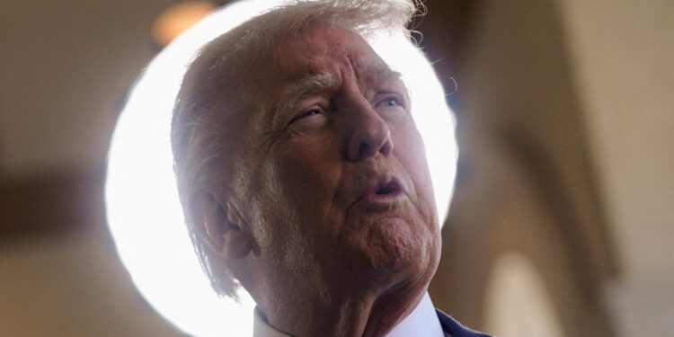 Trump stuurt astronauten naar Mars na maanmissie