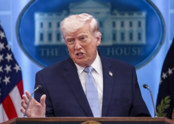 Trump waarschuwt Iran voor ‘pijnlijke gevolgen’ bij mislukken gesprekken