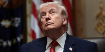 Trump bij hoorzitting Hooggerechtshof voor staatsburgerschapsbevel.