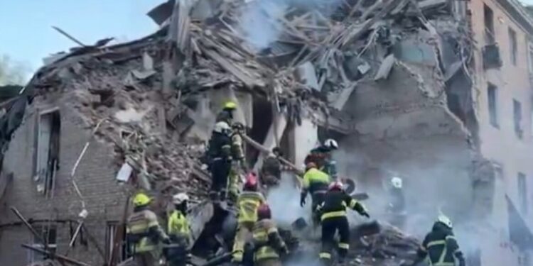 Russische ‘hamer’ doodt vier in Oekraïne en treft Roemenië met drones