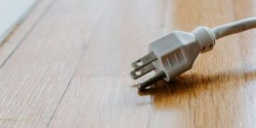 Houten materiaal als geavanceerde batterij: innovatief onderzoek