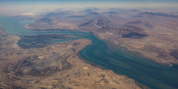 Tankers verlaten Golf via Straat van Hormuz