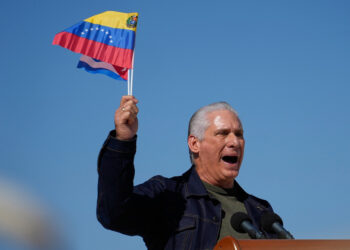 Cuba gereed voor militaire aanval, aldus president Díaz-Canel