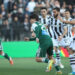 PAOK en Panathinaikos gelijkspel in spannende start van playoffs.