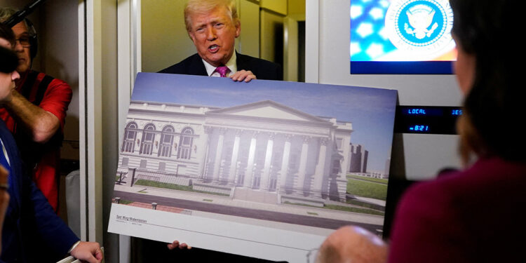 Rechter stopt bouw feestzalen Witte Huis: president geen eigenaar