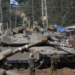 Israëlisch leger verovert middeleeuws fort Beaufort en hijst vlag