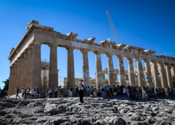Nieuwe Franse wet opent deuren voor teruggave Parthenon-fragmenten uit Louvre