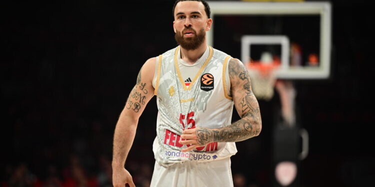Spijtige Mike James stopt met praten met scheidsrechters over beslissingen