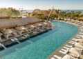 De Turkse Rivièra: Zonovergoten Stranden, Kustplaatsen en Luxe Golfresorts