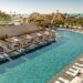 De Turkse Rivièra: Zonovergoten Stranden, Kustplaatsen en Luxe Golfresorts