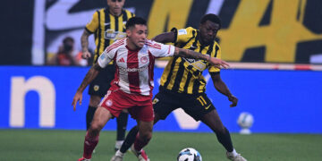Strijd om tweede plaats: ΑΕΚ – Ολυμπιακός 0-0 live vanuit Nea Filadelfeia
