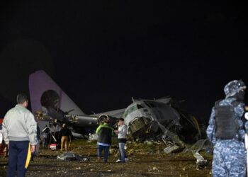 Arrestatie kapitein en co-piloot C-130 na neerstorten in Bolivia