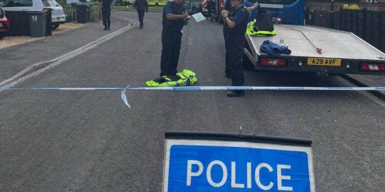 Explosie in Bristol eist twee levens en verwondt drie anderen