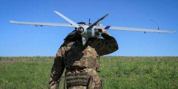 Brand bij olietank Novorossiejsk na Oekraïense drone-aanval.