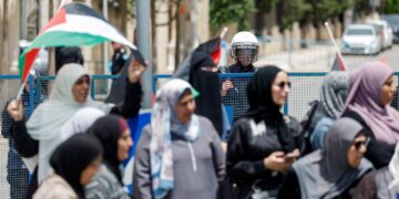 Palestijnen gedood bij poging Israël binnen te komen voor werk