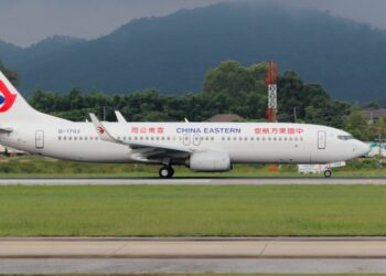 Brandstofschakelaars van beide motoren tegelijk uitgeschakeld bij crash Boeing 737 in China